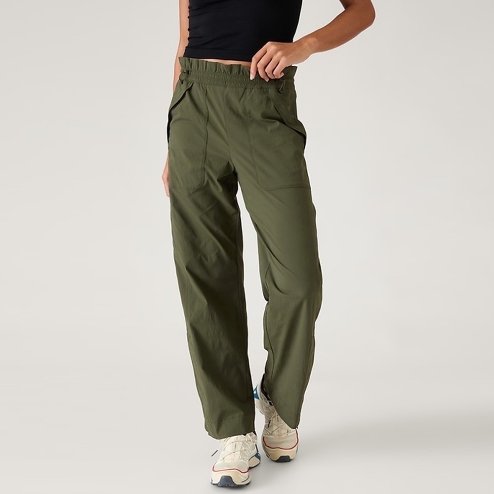 Athleta - Trekkie High Rise Parachute Pant - Aspen Olive